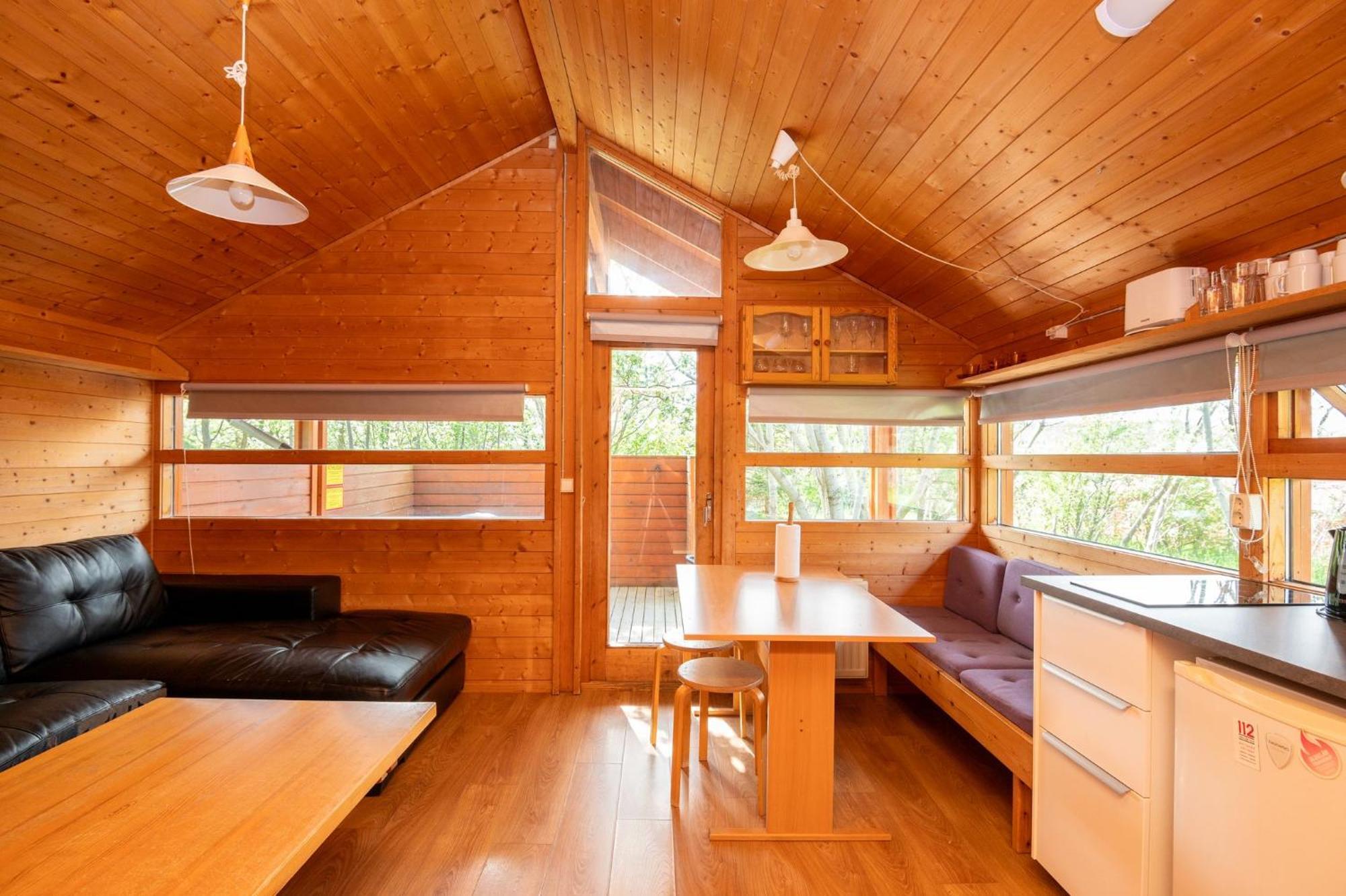 Gladheimar Cottages بلونديوس المظهر الخارجي الصورة