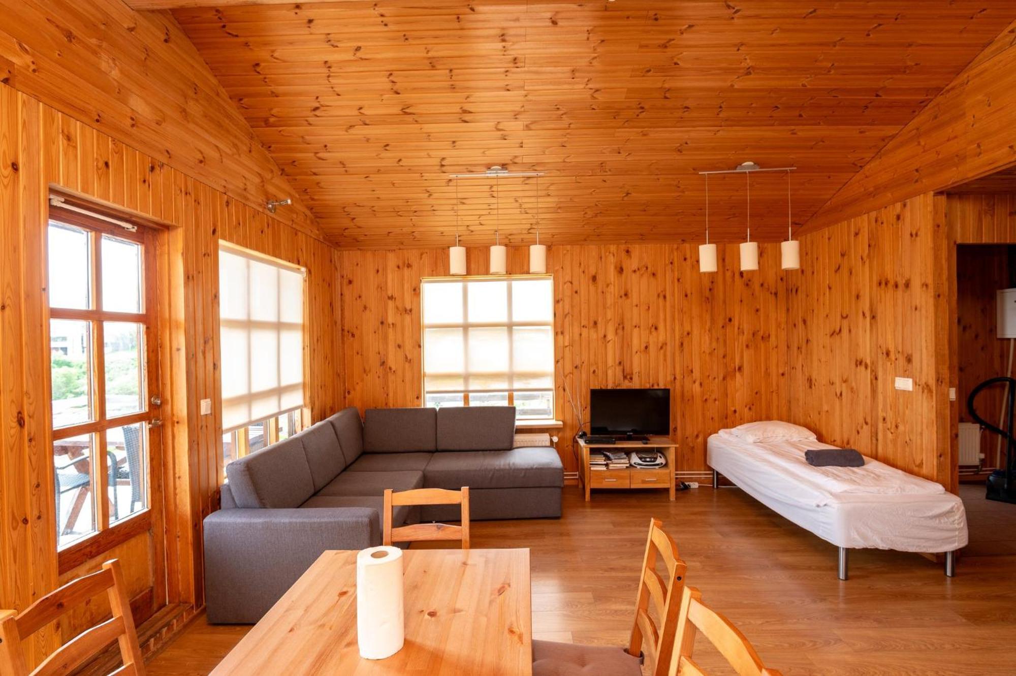 Gladheimar Cottages بلونديوس المظهر الخارجي الصورة